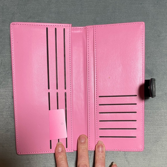 NWT Barbie X Miniso women’s pink limited edition embossed long wallet snap close - Picture 7 of 15